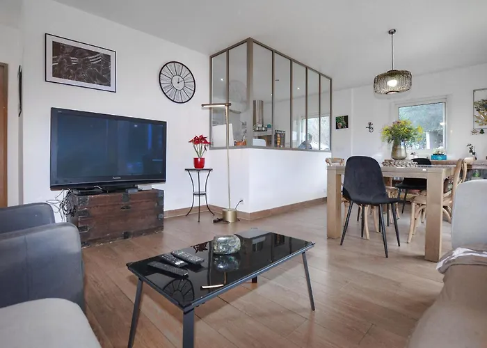 Сasa de vacaciones Beautiful In With Wifi